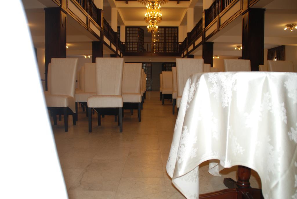 Hanul Domnesc Braşov Extérieur photo