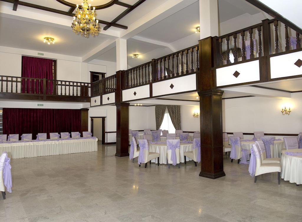Hanul Domnesc Braşov Extérieur photo