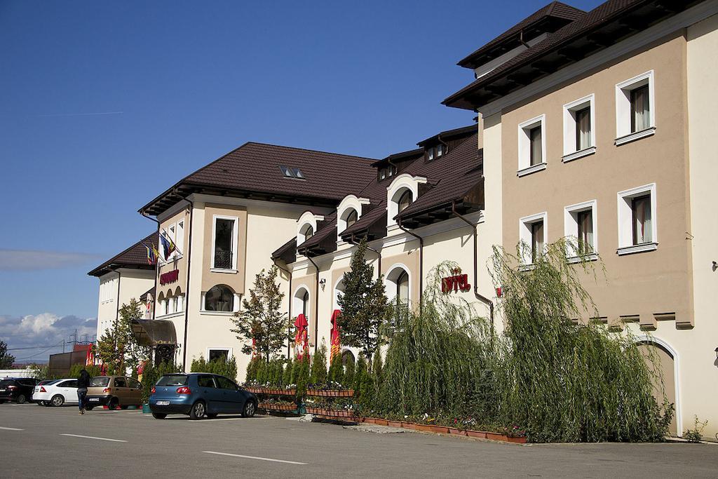 Hanul Domnesc Braşov Extérieur photo