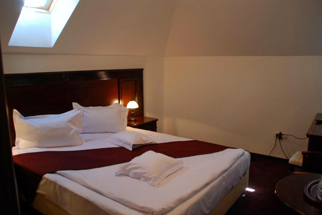 Hanul Domnesc Braşov Chambre photo